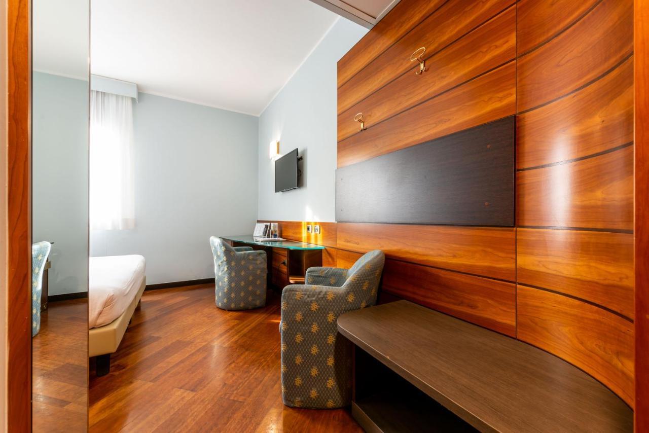 Hotel Mirage Sure Hotel Collection By Best Western Milano Esterno foto
